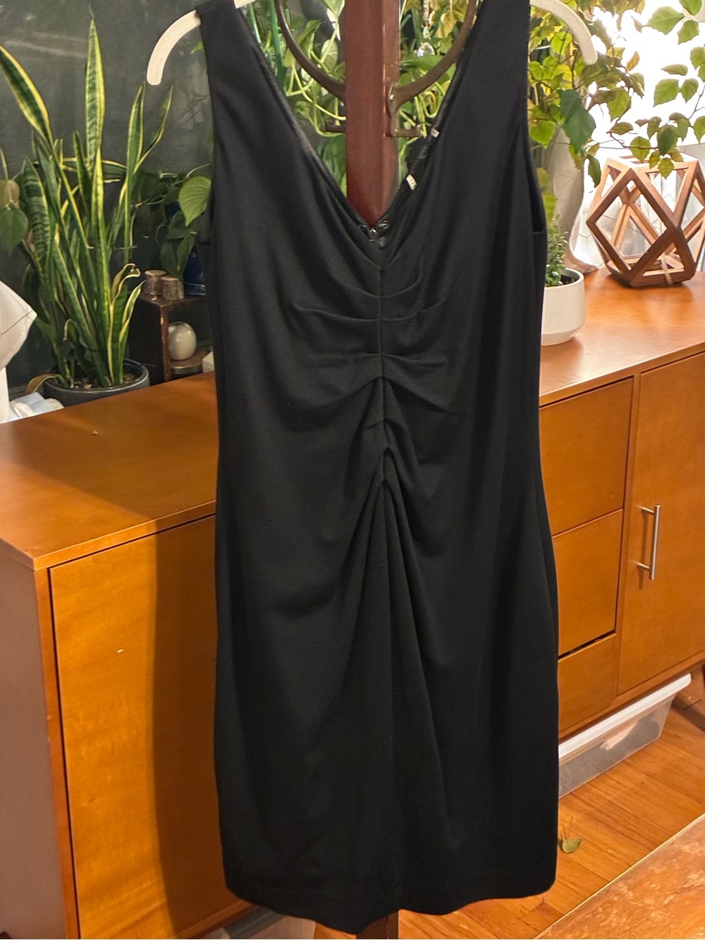 Elie Tahari Black Sleeveless Ruched Dress